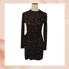 Carregue a imagem no visualizador da Galeria, Lush Black Floral Wrap Mini Dress (Pre-Loved) Medium
