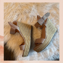 Load image into Gallery viewer, Madden Girl Blush Pink Ankle Strap Stacked Espadrille Wedge Sandals (Pre-Loved) Size 9
