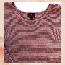 Load image into Gallery viewer, Mauve Soft Knit 3/4 Sleeve Sweater (Pre-Loved) XL
