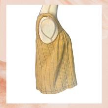 Carregue a imagem no visualizador da Galeria, Max Studio Mustard Yellow Gingham Embroidered Tank Top (Pre-Loved) Size Medium

