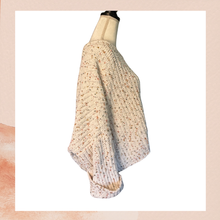 Laden Sie das Bild in den Galerie-Viewer. POL White Chunky Knit Soft Sweater (Pre-Loved) Size Large
