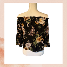 Load image into Gallery viewer, Persaya Black Floral Cropped Off-Shoulder Ruffle Sleeve Blouse (Pre-Loved) Size Small
