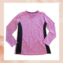 Carregue a imagem no visualizador da Galeria, Pink Spacedye Long Sleeve Athletic Shirt (Pre-Loved) Large
