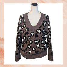 Carregue a imagem no visualizador da Galeria, Purple Gray Leopard Print Tunic Sweater (Pre-Loved) Large
