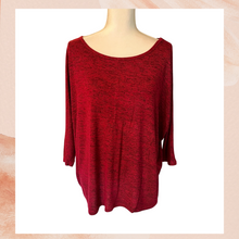 Load image into Gallery viewer, Red Heathered Wide Neck 3/4 Sleeve Top (Pre-Loved) 2X
