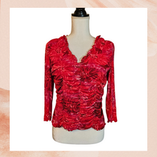 Carregue a imagem no visualizador da Galeria, Red Rouched V-Neck 3/4 Sleeve Blouse (Pre-Loved) OS (See Measurements)
