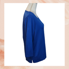 Carregue a imagem no visualizador da Galeria, Royal Blue Stretch 3/4 Sleeve Shirt (Pre-Loved) Large
