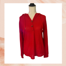 Laden Sie das Bild in den Galerie-Viewer. Solid Red Light Waffle Open-Knit Pullover Hoodie (Pre-Loved) Size Large
