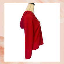 Laden Sie das Bild in den Galerie-Viewer. Solid Red Light Waffle Open-Knit Pullover Hoodie (Pre-Loved) Size Large
