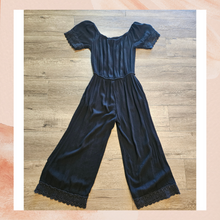 Carregue a imagem no visualizador da Galeria, Spiaggia Dolce Black Wide Neck Cropped Jumpsuit (Pre-Loved) XS
