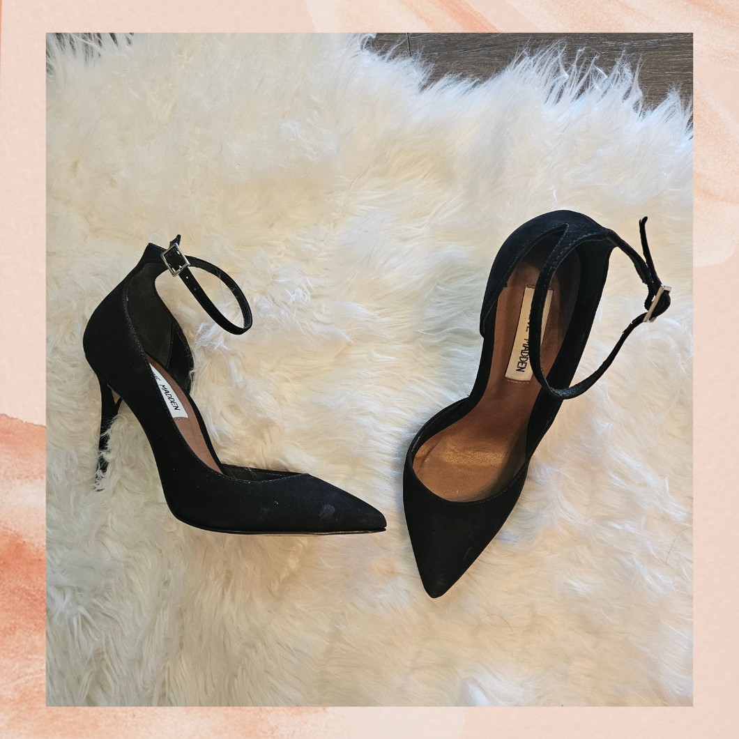 Steve Madden Black Suede Ankle Strap Heels (Pre-Loved) Size 7M