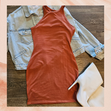 Carregue a imagem no visualizador da Galeria, Terracotta Stretch Tank Bodycon Mini Dress (Pre-Loved) Medium
