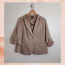 Load image into Gallery viewer, Torrid Warm Taupe 3/4 Sleeve Blazer Jacket NWT
