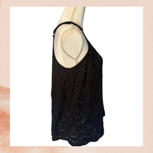 Chargez l'image dans la visionneuse de la galerie, Torrid Black Lace Spaghetti Strap Tank Top (Pre-Loved) Size 1 (1X)
