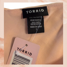 Cargue la imagen en el visor de la galería, Torrid Light Pink Layered Ruffle Spaghetti Strap Tank Top NWT Size 1 (1X)
