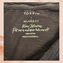 Laden Sie das Bild in den Galerie-Viewer. Torrid Ombre Tie-Dye Relaxed Fit T-Shirt (Pre-Loved) Size 1 (1X)
