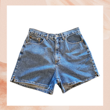 Load image into Gallery viewer, Unleaded Med Dark Wash High-Rise Denim Shorts (Pre-Loved) Size 9/10
