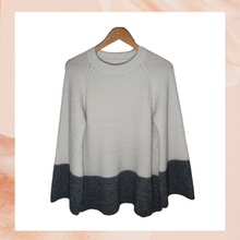 Load image into Gallery viewer, White &amp; Gray Colorblock Knit Wide Sleeve Sweater (Pre-Loved) XL
