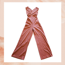 Carregue a imagem no visualizador da Galeria, Windsor Dark Dusty Rose Sleeveless Wide Leg Jumpsuit (Pre-Loved) Size Medium
