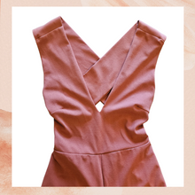 Carregue a imagem no visualizador da Galeria, Windsor Dark Dusty Rose Sleeveless Wide Leg Jumpsuit (Pre-Loved) Size Medium

