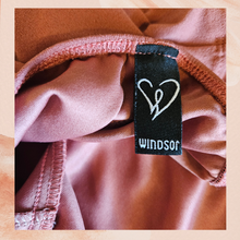 Carregue a imagem no visualizador da Galeria, Windsor Dark Dusty Rose Sleeveless Wide Leg Jumpsuit (Pre-Loved) Size Medium
