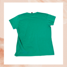 Chargez l'image dans la visionneuse de la galerie, Women's Funny Green St. Patrick's Day T-Shirt (Pre-Loved) Size XL
