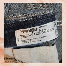 Carica l&#39;immagine nel visualizzatore della galleria, Wrangler Dark Blue Cowboy Cut Straight Leg Jeans (Pre-Loved) W31 L34
