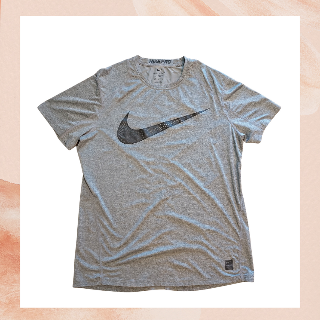 Nike Pro Gray Dri-Fit Fitted Athletic T-Shirt (Pre-Loved) XL