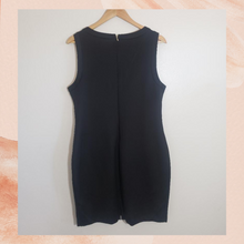 Load image into Gallery viewer, NWOT Black Metallic Geometric Front Sleeveless Dress XL
