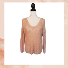 Chargez l&#39;image dans la visionneuse de la galerie, Pink Light Knit Sweater Charlotte Russe Small (Pre-Loved)
