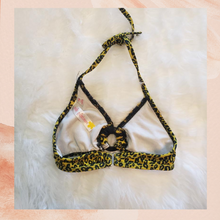 Load image into Gallery viewer, NWOT Cheetah Ruffle Bikini Top Girl&#39;s Size 7/8
