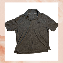 Laden Sie das Bild in den Galerie-Viewer. Dark Gray 1/4 Button Short Sleeve Polo Shirt (Pre-Loved) Size 2X
