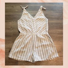 Load image into Gallery viewer, Gray &amp; White Striped Linen Shoulder Tie Romper (Pre-Loved) Size XL
