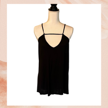 Chargez l&#39;image dans la visionneuse de la galerie, Leith Dainty Relaxed Strappy Tank Top (Pre-Loved) XL
