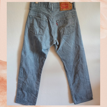 Load image into Gallery viewer, Levi&#39;s 501 Light Gray Jeans W30 L30 (Pre-Loved)
