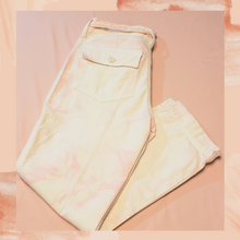 Carregue a imagem no visualizador da Galeria, Lucky Brand Light Pink Tie-Dye Cropped Jeans Size 27

