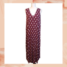 Load image into Gallery viewer, Maroon Floral Sleeveless Maxi Dress Large
