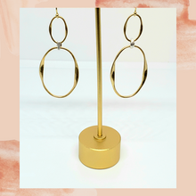Load image into Gallery viewer, &quot;Martina Double Link&quot; Earrings
