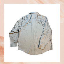 Chargez l&#39;image dans la visionneuse de la galerie, Platinum Gray Long Sleeve Button-Down Dress Shirt (Pre-Loved) 2XL
