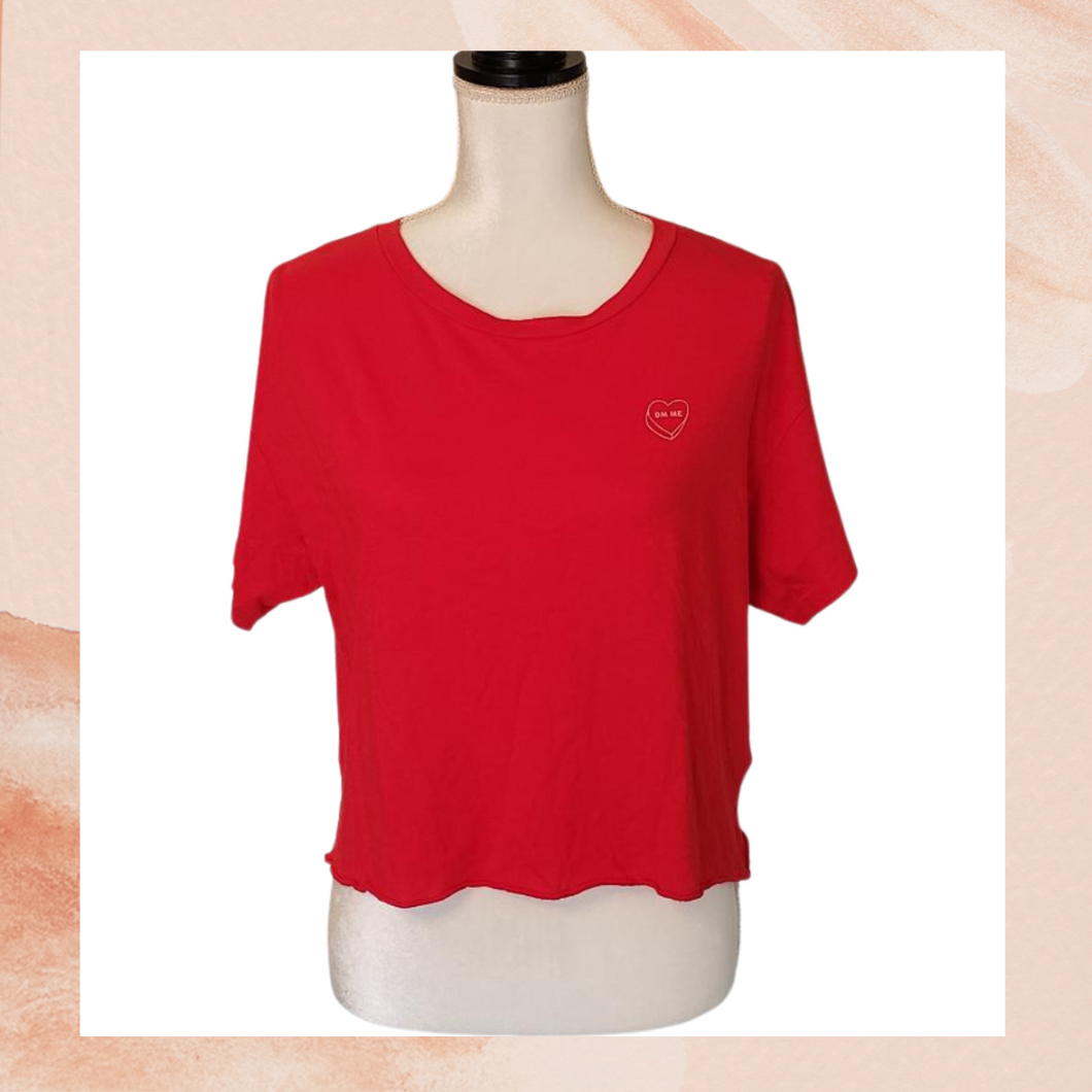 Romantic Red DM Me Crop Tee Small