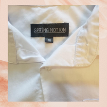 Load image into Gallery viewer, Solid White Button-Down Dress Shirt Teen (Youth 18) (Pre-Loved)
