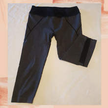 Load image into Gallery viewer, Stretchy Gray Mesh Cut Out Yoga Capri Pants Large (Pre-Loved)
