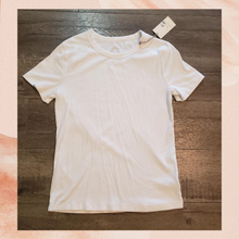 Load image into Gallery viewer, White Short Sleeve Fitted Ribbed Tee Size Large

