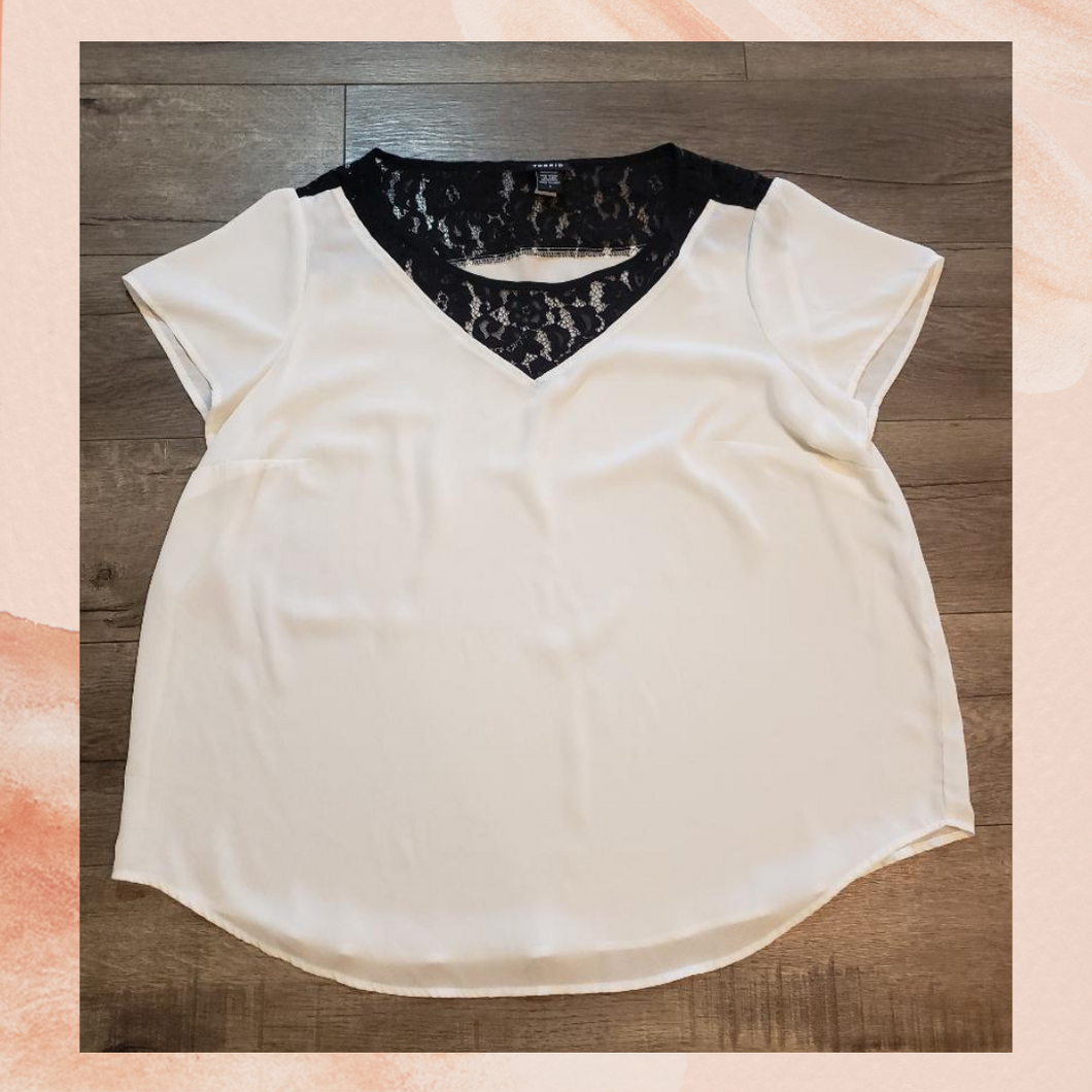White Slightly Sheer Blouse With Black Lace Detail (Pre-Loved) Size 1X