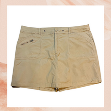 Load image into Gallery viewer, White Stag Casual Khaki Skort (Pre-Loved) 18W
