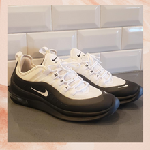 Load image into Gallery viewer, White &amp; Black Nike Air Max (Pre-loved) Size 9.5
