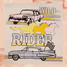 Laden Sie das Bild in den Galerie-Viewer. Wild Rider Graphic Tee 1X

