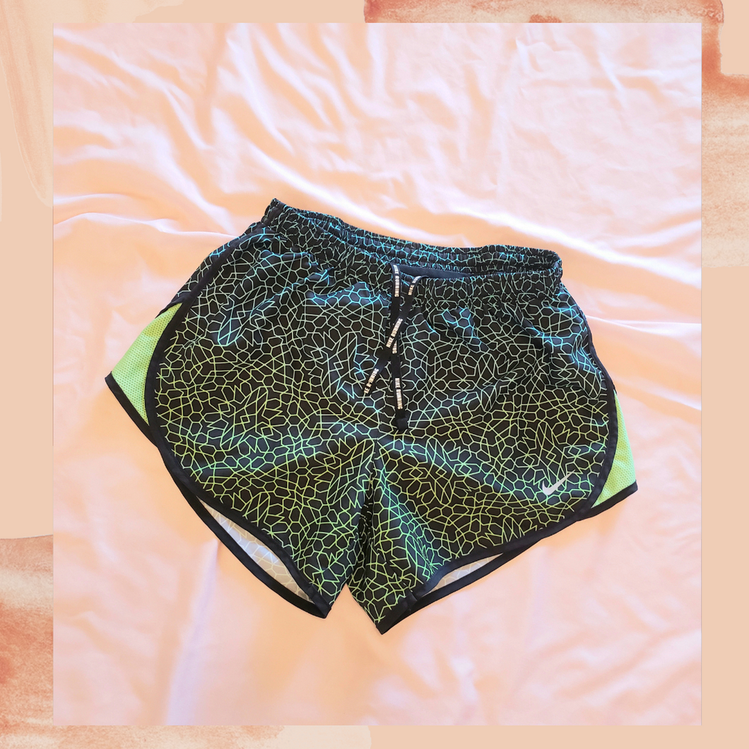 Girl's Nike Dri-Fit Tempo Printed Running Shorts XS (Pre-Loved)